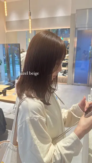 ミディアム カラー ミオ💎ショート 透ける暗髪のヘアスタイル