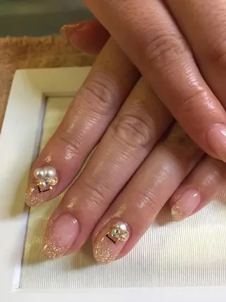 ネイル 青木 綾子のネイルデザイン