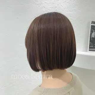 ショート カラー ぱつっとボブ/ 小野あかねのヘアスタイル