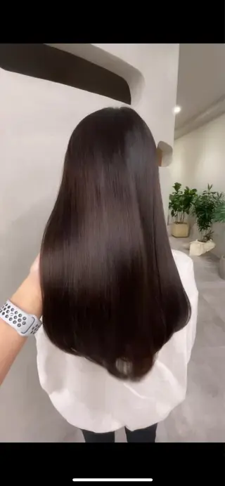 ロング トルクアータ伏見 MIKUのヘアスタイル