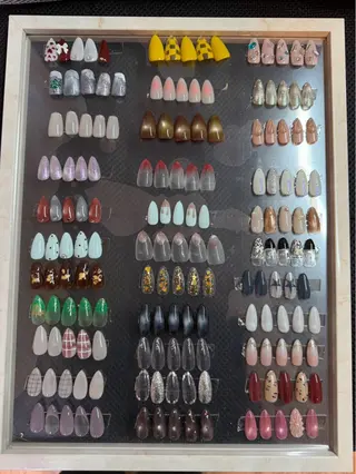 ネイル 須藤 紗彩のネイルデザイン