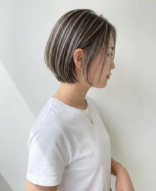 ショート カラー デュファブル　高橋 慶一のヘアスタイル