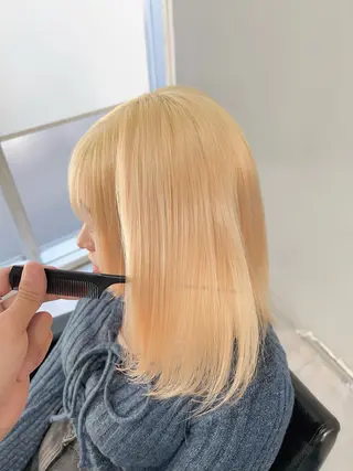 ミディアム カラー 🫧艶ダブルカラー ブリーチ🫧トモヤのヘアスタイル