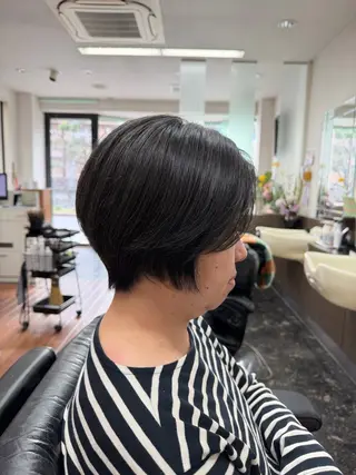 ショート カラー ヘアーギャラリータケムラ所属・竹村 勇輝のヘアスタイル