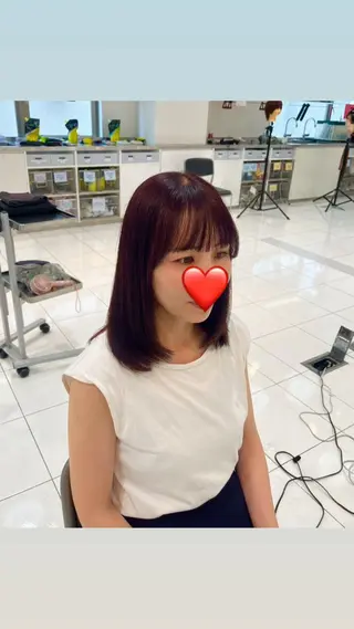 セミロング カラー mit bytree MISAKI🎀のヘアスタイル