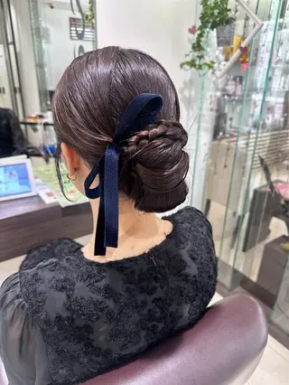 レイヤー 艶々カラーのヘアスタイル