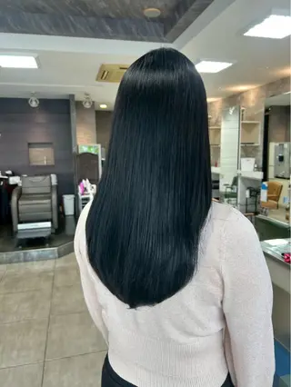 セミロング 縮毛矯正✖髪質改善 仁木伸明のヘアスタイル