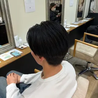 カラー しおり🍬 KOKORO🤍のヘアスタイル