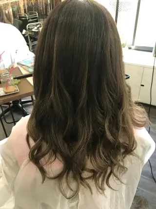 ミディアム カラー WEST OLAND 安藤のヘアスタイル