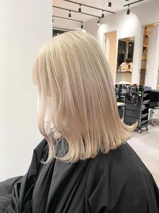 セミロング カラー ブリーチ指名 NO1🌈SAKIのヘアスタイル