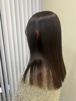 セミロング カラー tomu/大名/艶髪 髪質改善/透明感のヘアスタイル