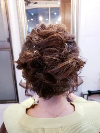 ヘアアレンジ ミディアム 饒平名 知也のヘアスタイル