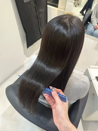 セミロング Emuest心斎橋 SAKIのヘアスタイル