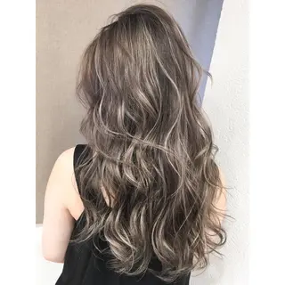 ロング カラー ネイル マツエク・マツパ 井上 一平のヘアスタイル