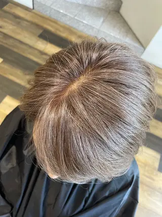 ショート カラー 白髪ぼかし ハイライト専門/大嶋のヘアスタイル