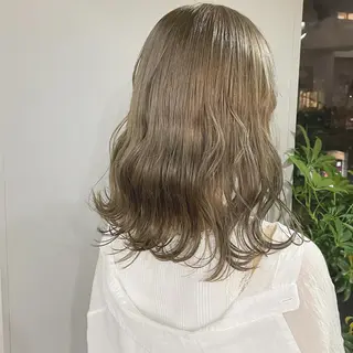 ミディアム ♡透明感/艶カラー/ M a I ♡のヘアスタイル