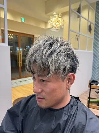 カラー メンズ 河添 麗菜のヘアスタイル