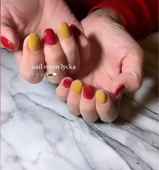 ネイル ﾈｲﾙﾙｰﾑﾘｯｶ 𝐦𝐚𝐲𝐮のネイルデザイン