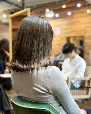 ミディアム カラー 川名 充✂️のヘアスタイル