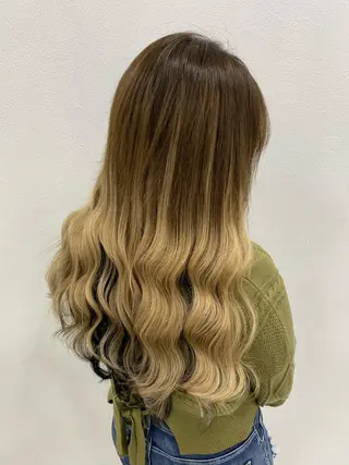 ロング 美容室 HAKUAのヘアスタイル