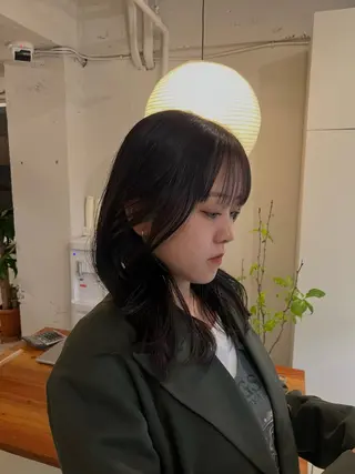 セミロング 北見 桃夏のヘアスタイル