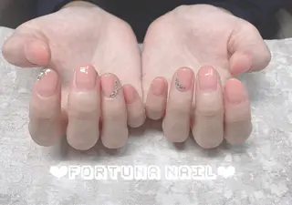 ネイル Nail •Head スパFortunaのネイルデザイン