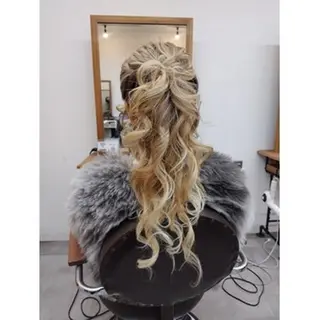 ロング 澤田 あきのヘアスタイル