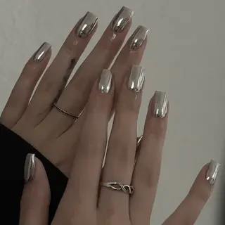 ネイル FUKASAWA Aのネイルデザイン