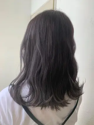 セミロング カラー fio マナミのヘアスタイル