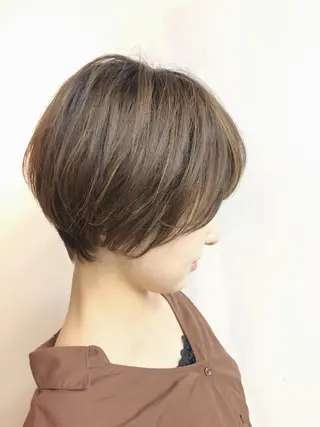 ショート 鈴木 孝治のヘアスタイル