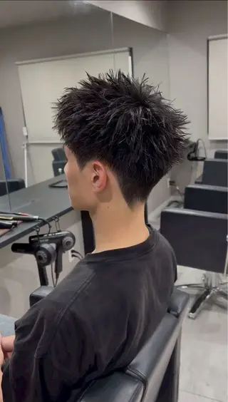 メンズ 西村 杏のヘアスタイル