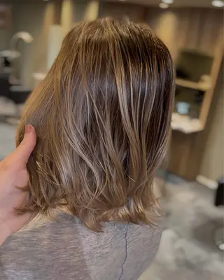 ミディアム カラー 🇺🇸海外デザイン iCON TOKYOのヘアスタイル