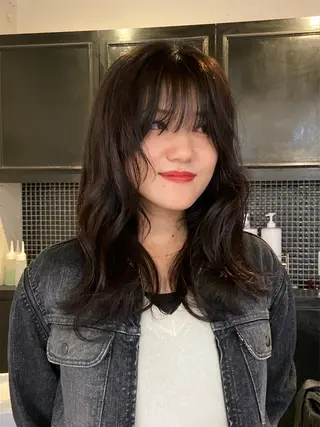 セミロング カラー レディースカット🎀 NANAHAのヘアスタイル