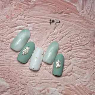 ネイル MAXKELLY MIKAのネイルデザイン