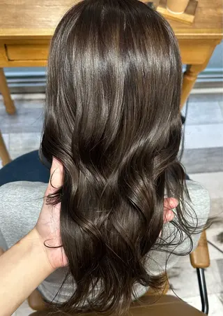 セミロング カラー 和田 直也のヘアスタイル