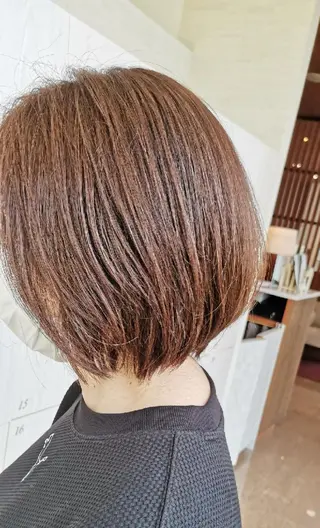 ショート 熊倉 貞広のヘアスタイル