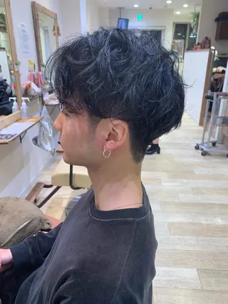 ショート パーマ メンズ Vir by browのヘアスタイル