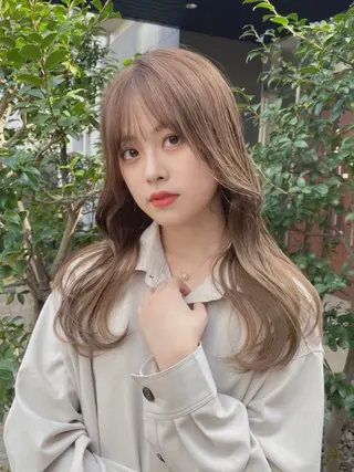 セミロング ナカザワ マキのヘアスタイル