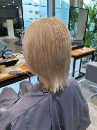 ミディアム カラー 渚音 nanoのヘアスタイル