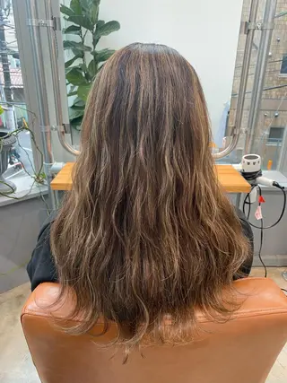ロング カラー 🌼ハイライト透明感 🌼maiのヘアスタイル