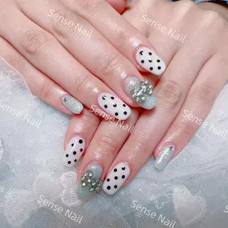 ネイル Yukiko 🌙のネイルデザイン