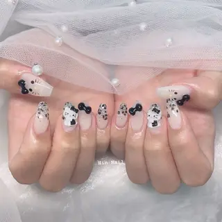 ネイル Hin Nailsのネイルデザイン