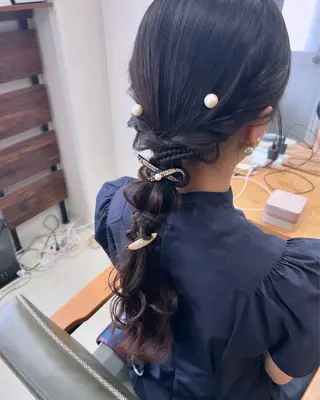 ロング ヘアアレンジ 山室 敬義のヘアスタイル