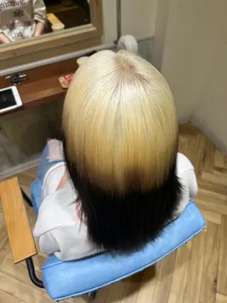 セミロング カラー RUNERA TAKAのヘアスタイル