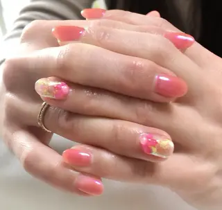 ネイル mano nella manoのネイルデザイン