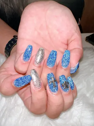 ネイル 高島 夏海のネイルデザイン