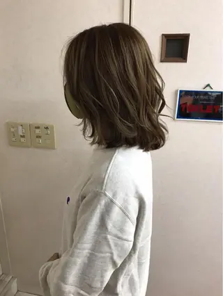 ミディアム カラー パーマ 三輪 太一のヘアスタイル