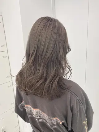 セミロング カラー ヘアアレンジ ネイル マツエク・マツパ ベージュグレージュ 💕しゅーじ💕のヘアスタイル