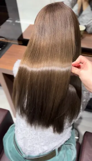 ロング カラー ねね🦖 /ブリーチカラーのヘアスタイル