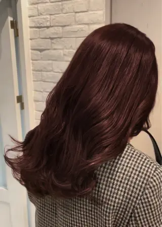 ミディアム カラー レイヤー🩰顔まわり /透明感/kanaのヘアスタイル